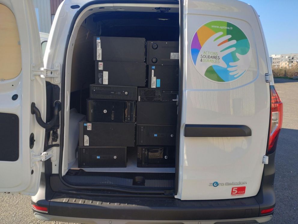 Collecte d\'ordinateurs d\'une entreprise